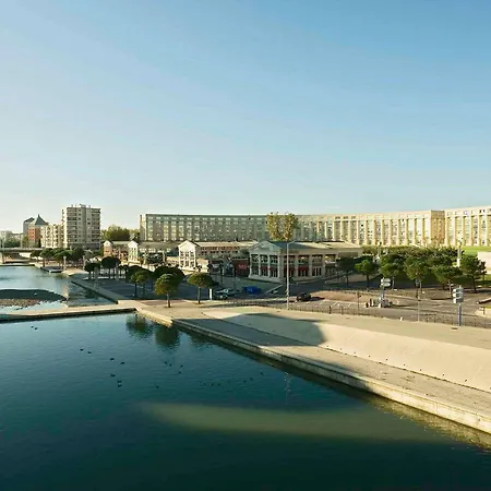 Ibis Centre Comedie 3*